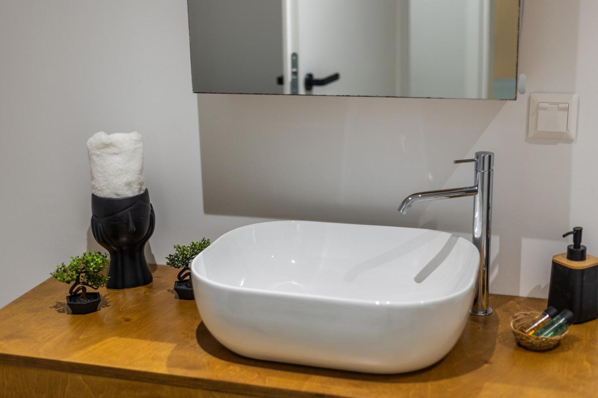 Nisos Apartments, Chania Center Luaran gambar
